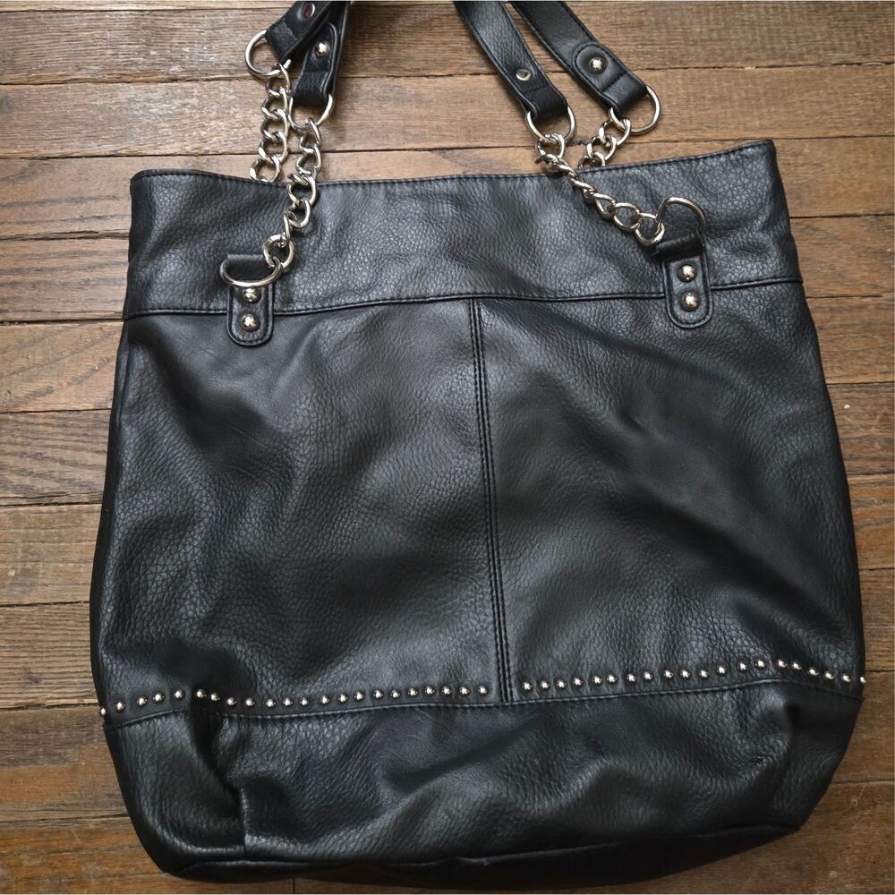 Cato Black Studded Shoulder Bag – Man-Made Materials‎ – Repaired – 15"x14"